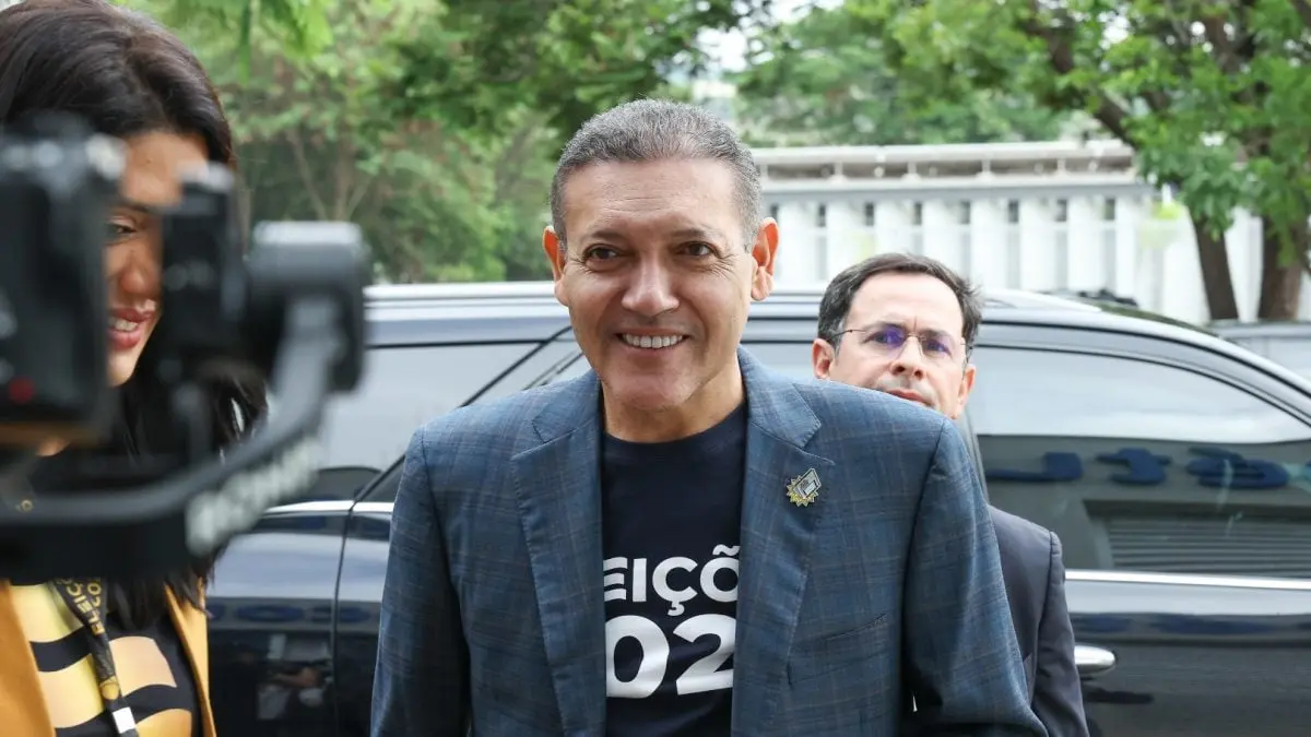 Nunes Marques destaca trabalho preventivo e elogia imprensa durante visita ao TSE