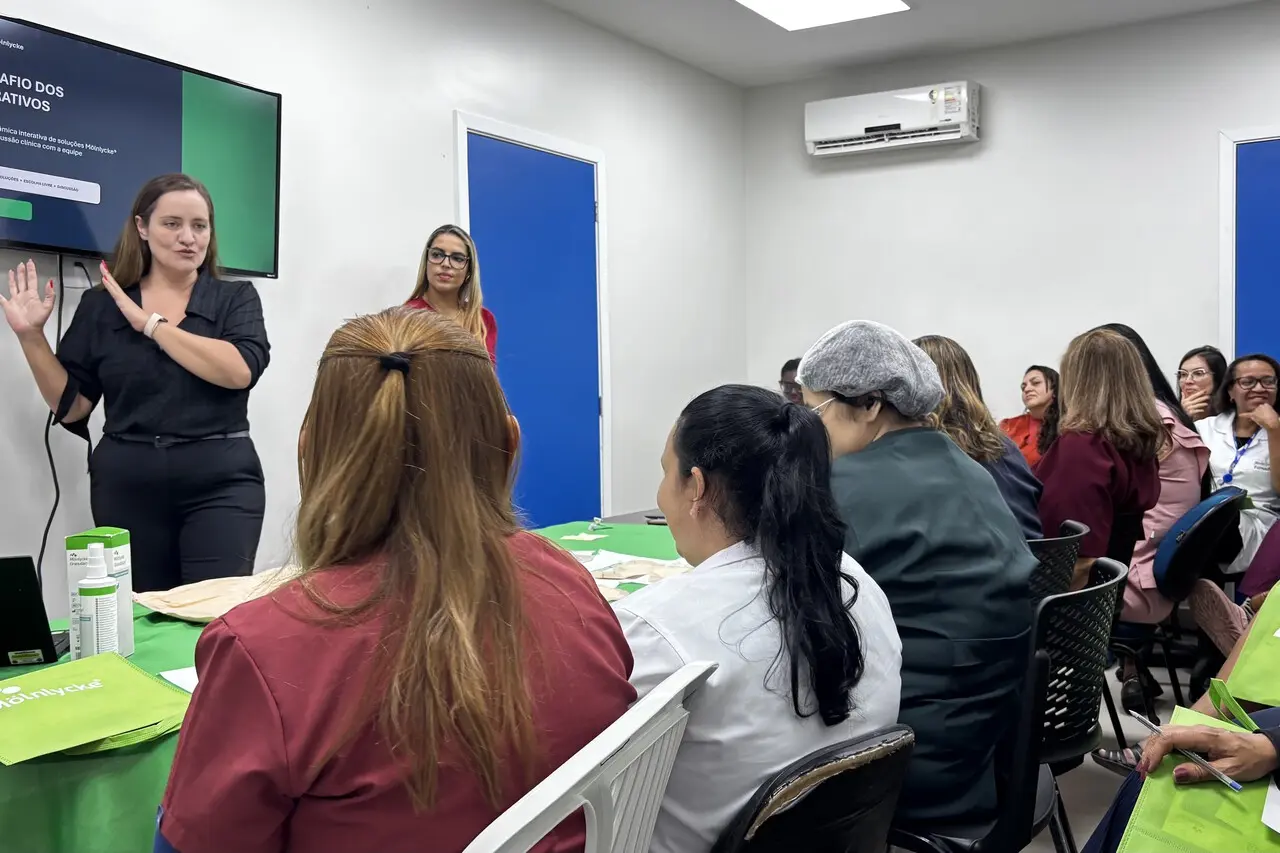 HGG: Enfermeiros e técnicos são capacitados para o manuseio de materiais voltados ao cuidado de feridas