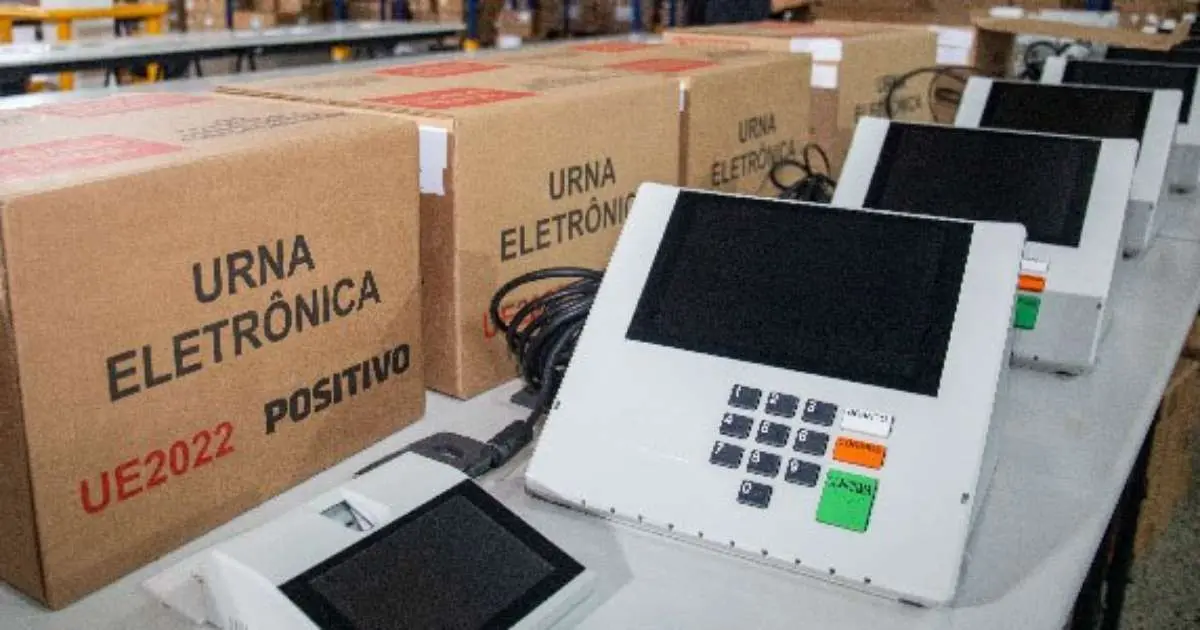 Urna eletrônica opera sem internet e possui camadas de auditoria e segurança